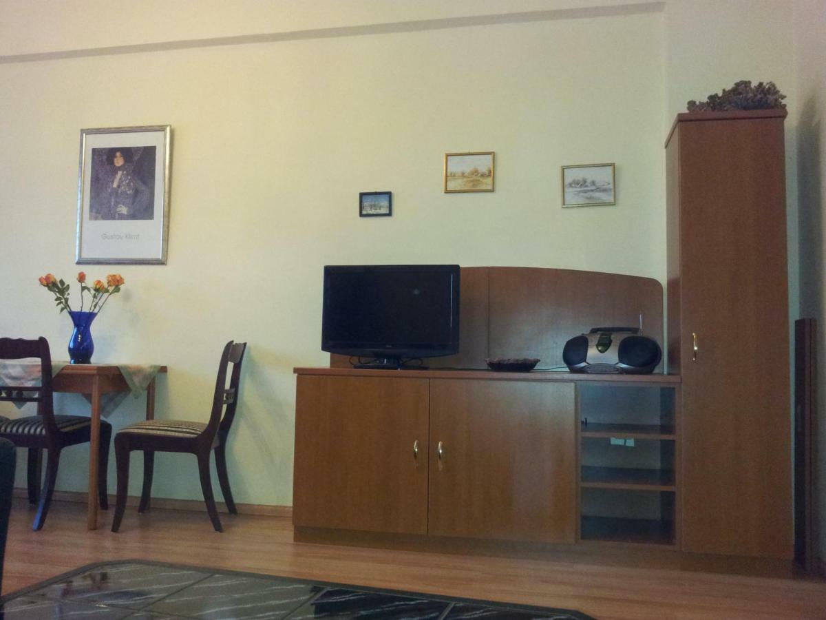 City-center Ii Apartment